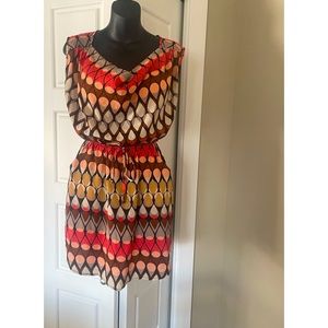 🌾 Flirty patterned dress